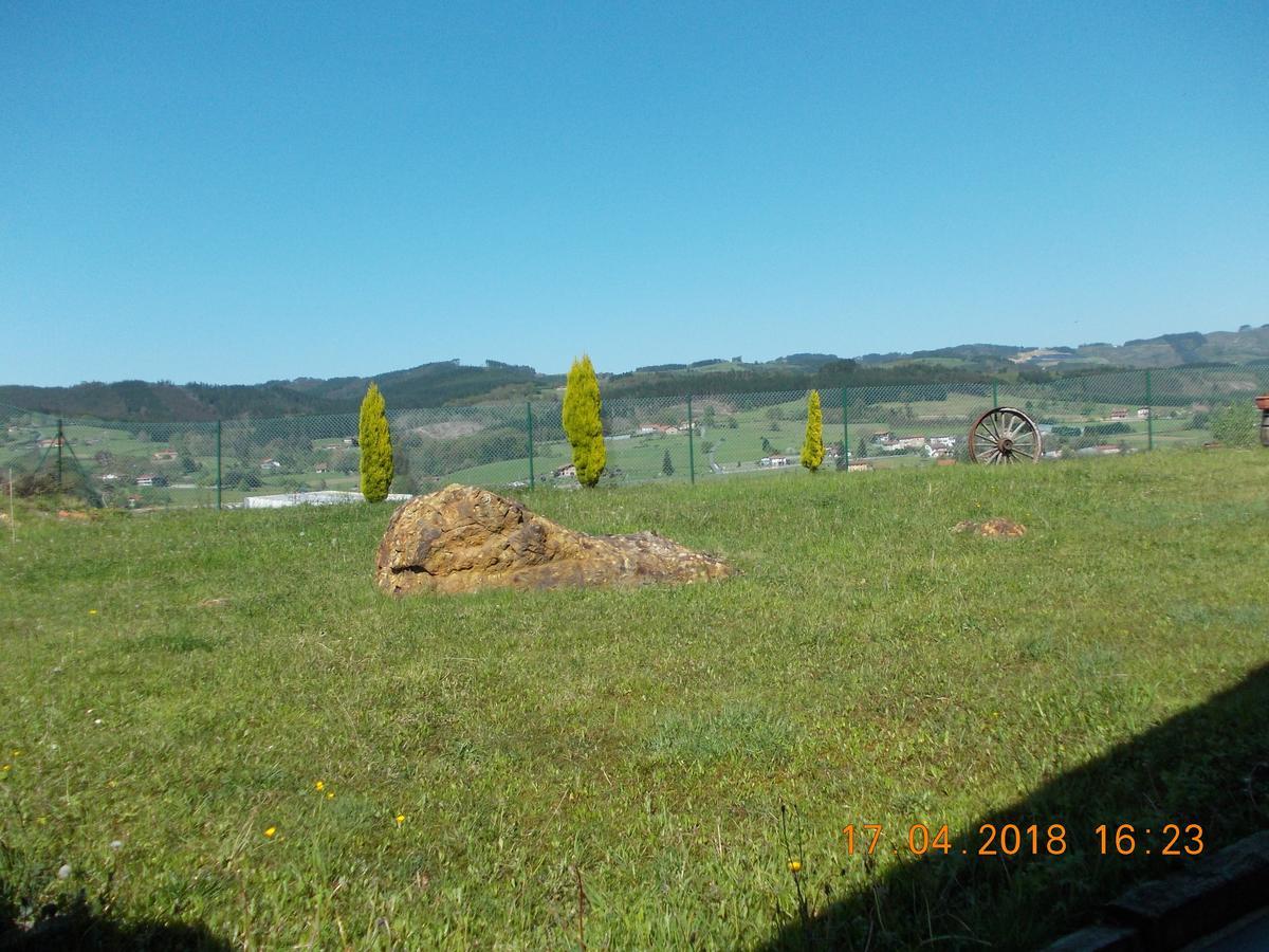 Larrabetzu Casa Rural Miamendi מראה חיצוני תמונה